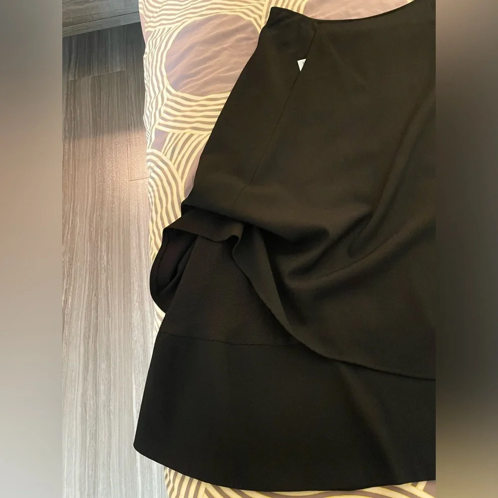 Like New Vintage Droździk Klassik Vintage Wool Asymmetrical top Layer Black Midi